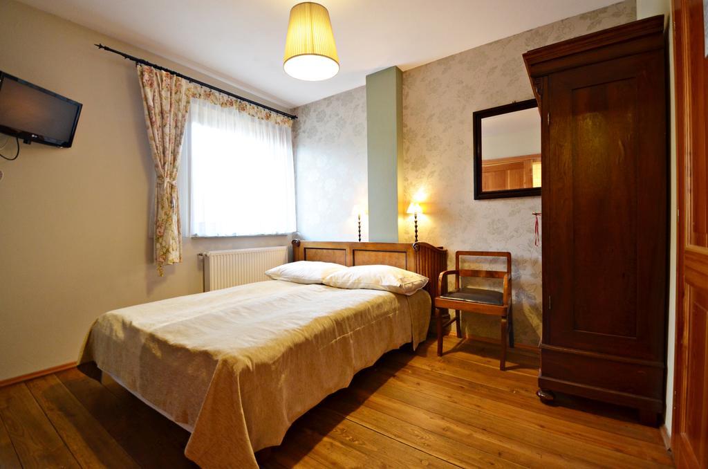 Dom Na Rozcesciu Bed & Breakfast Koniaków Exterior foto